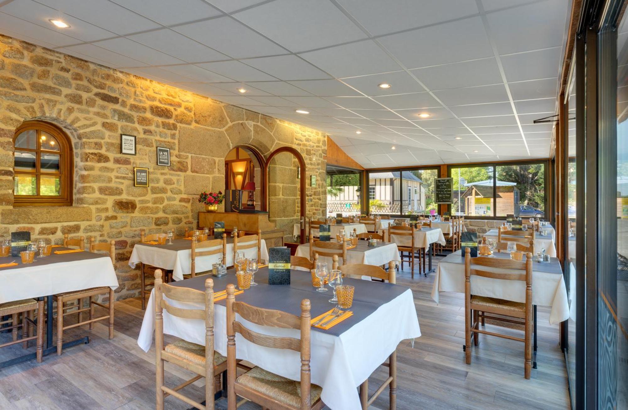 Camping Les Couesnons Hotel Roz-sur-Couesnon Exterior photo